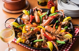 【アレッタスペインフェア】スペインのおいしさ満載！にぎやかなバルごはん