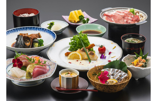 カンパーナホテル開業30周年！人気の「五島会席プラン」が期間限定30％OFF