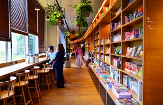 【ココウォーク5Fフロア紹介①】長崎最大級のブック＆カフェ『TSUTAYA BOOKSTOR…