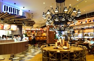 【ココウォーク5Fフロア紹介②】本に囲まれおいしいコーヒーを『ドトールコーヒ…
