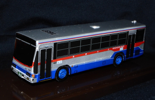 坂のまちを走る あのバスが手元に