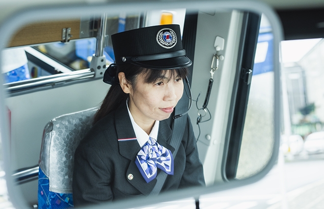 お客様の「ありがとう！」が日々の原動力～長崎バス女性運転者4人に